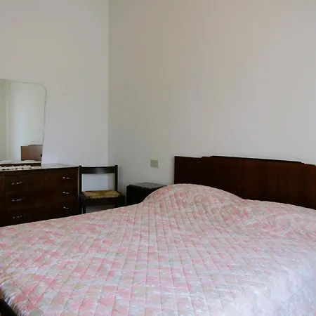Casina Della Norma Apartment Camaiore